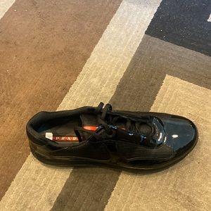 Prada mens size 10 American cup